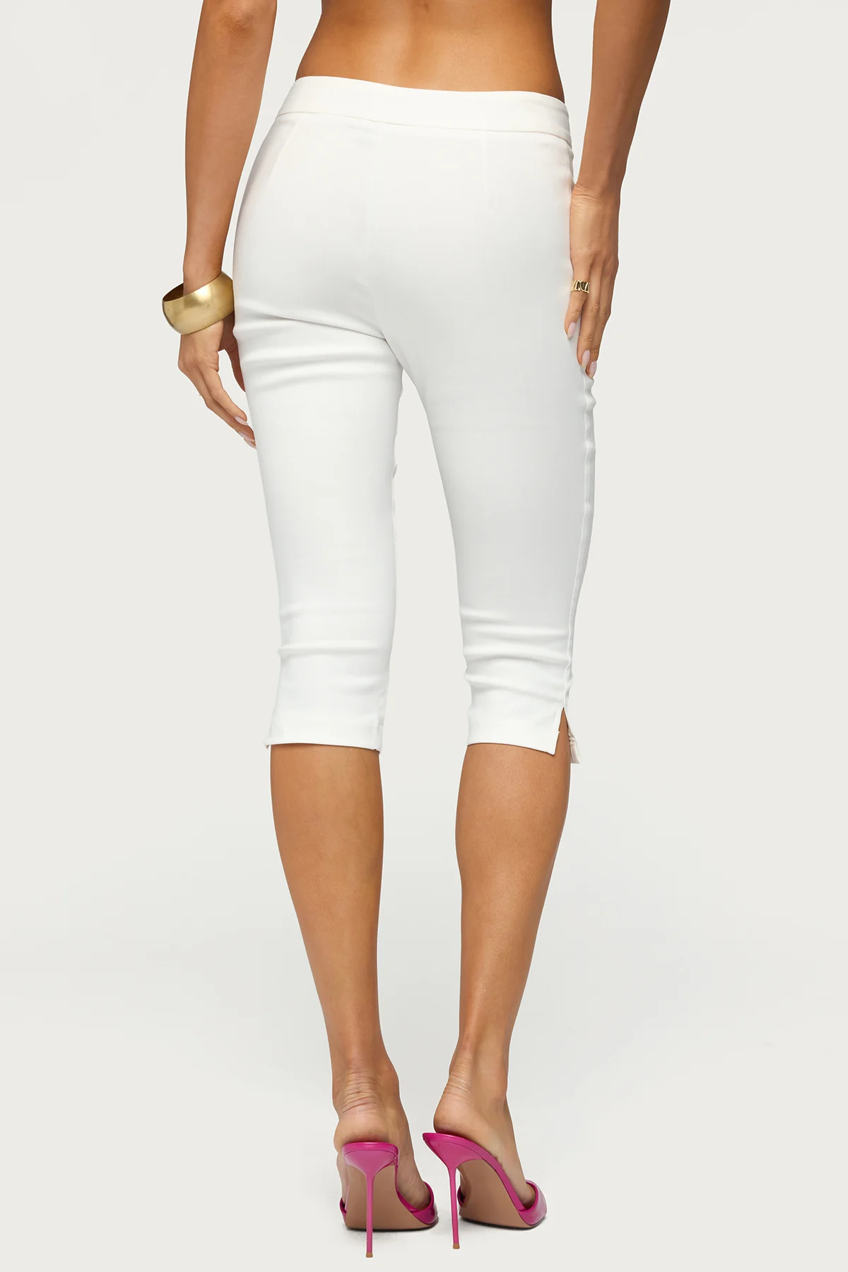 Sarafina Capri Pants - Image 4