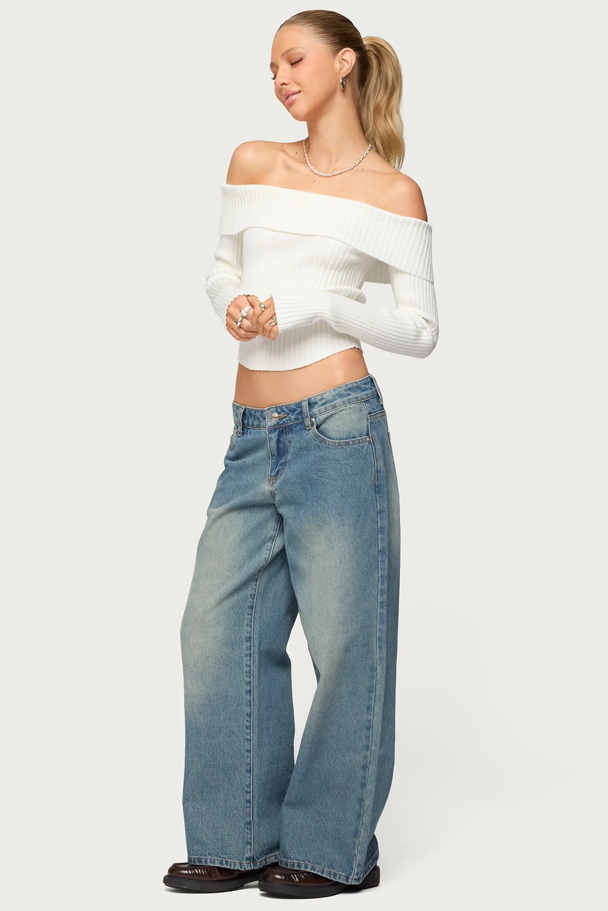 Petite Magda Acid Wash Low Rise Baggy Jeans - Image 3
