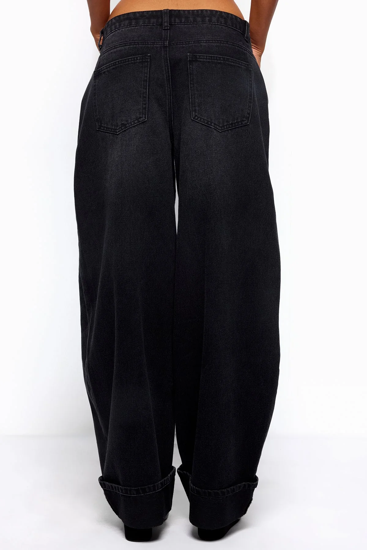 Kella Low Rise Baggy Jeans - Image 5
