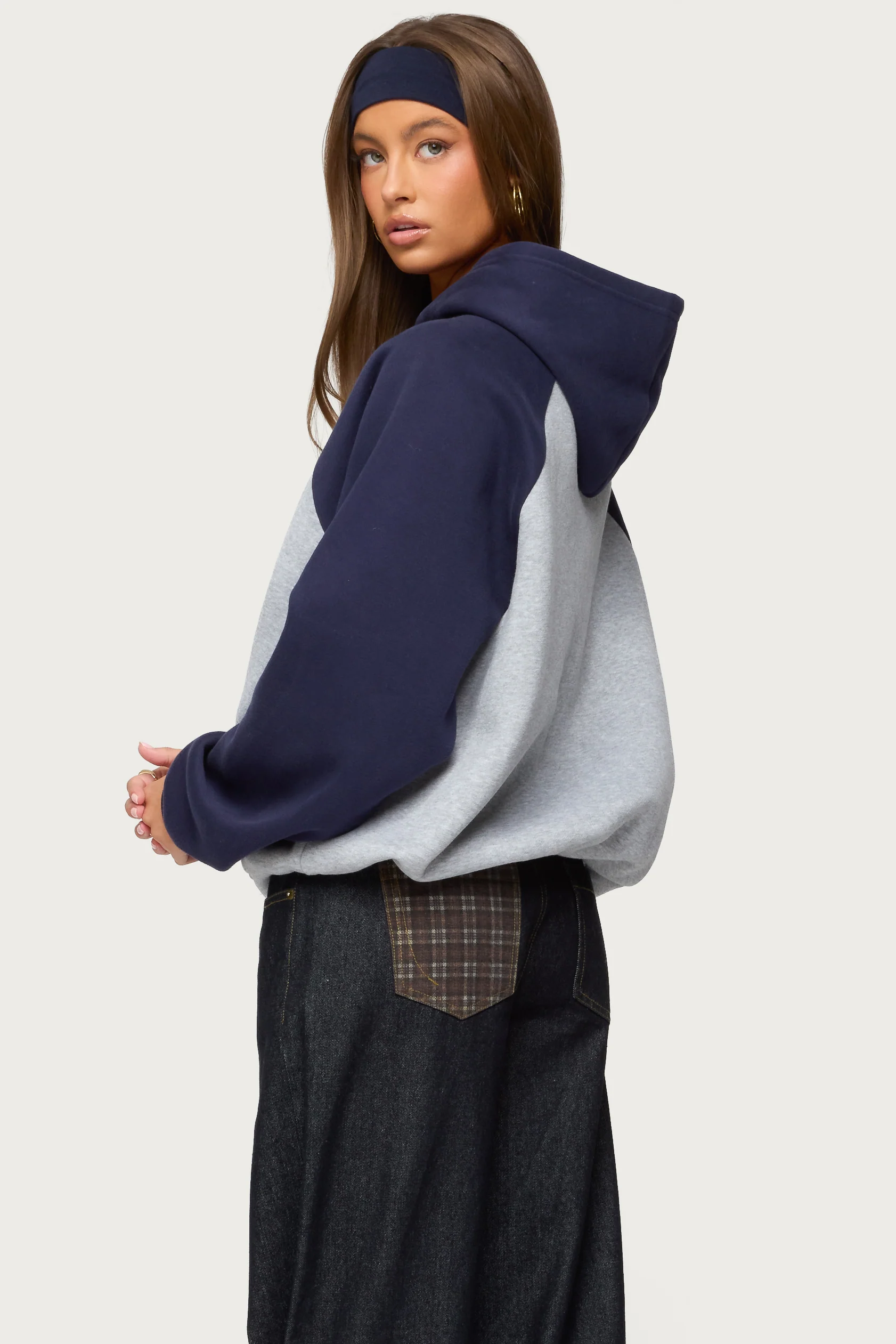 Angels Raglan Oversized Hoodie - Image 5