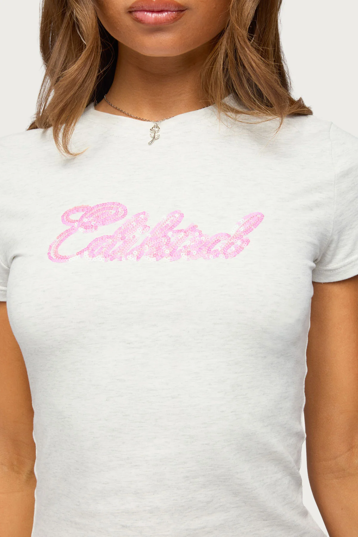 Edikted Wknd Sequin T Shirt - Image 2