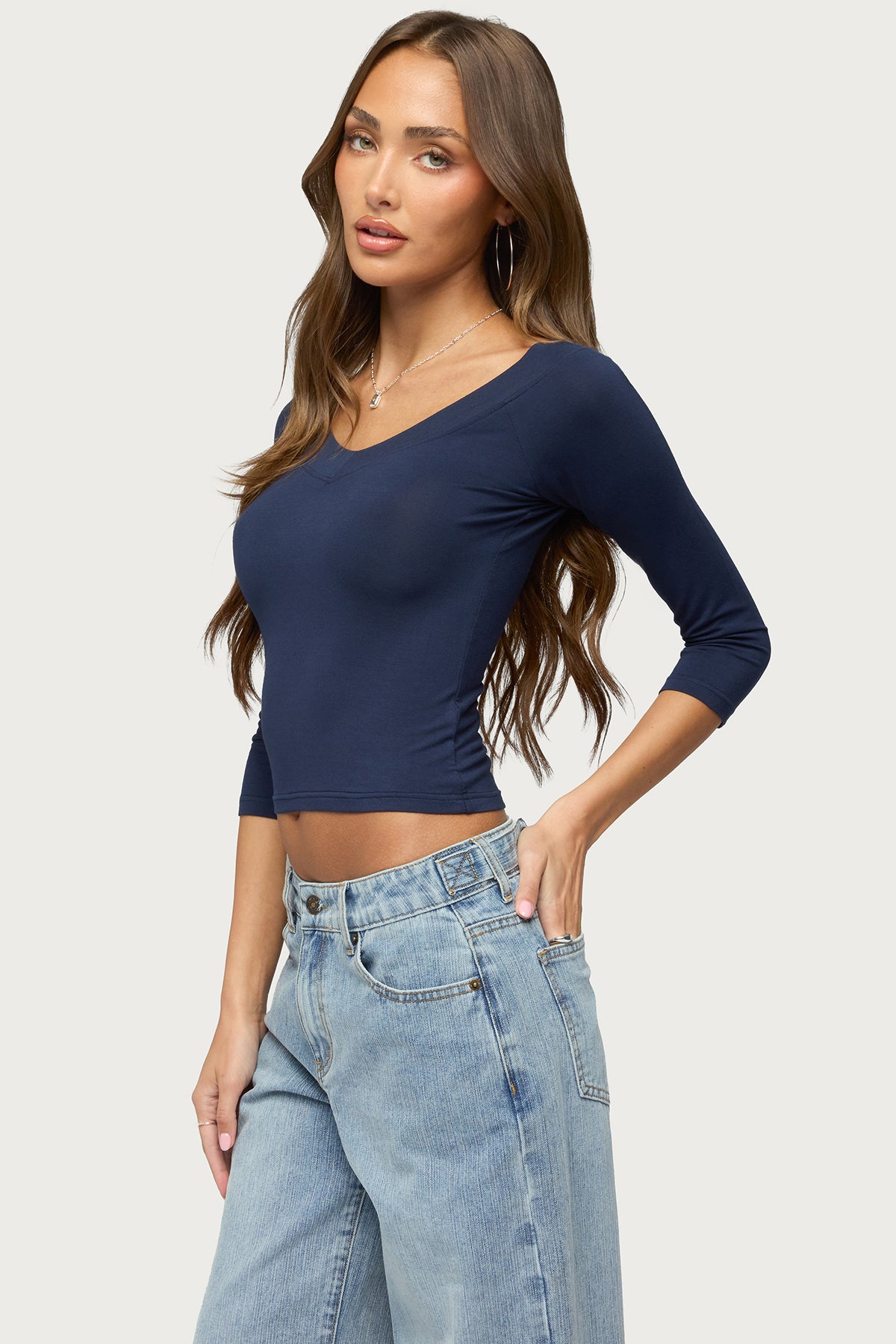 Cecilie Quarter Sleeve V Neck Top - Image 3